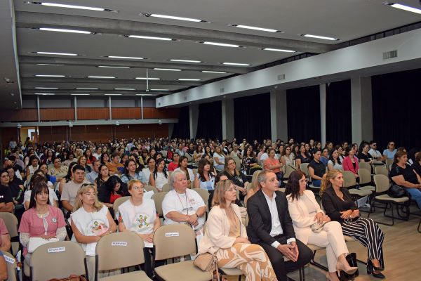 Profesionales de enfermería materno infantil se capacitaron en la tercera jornada de actualización