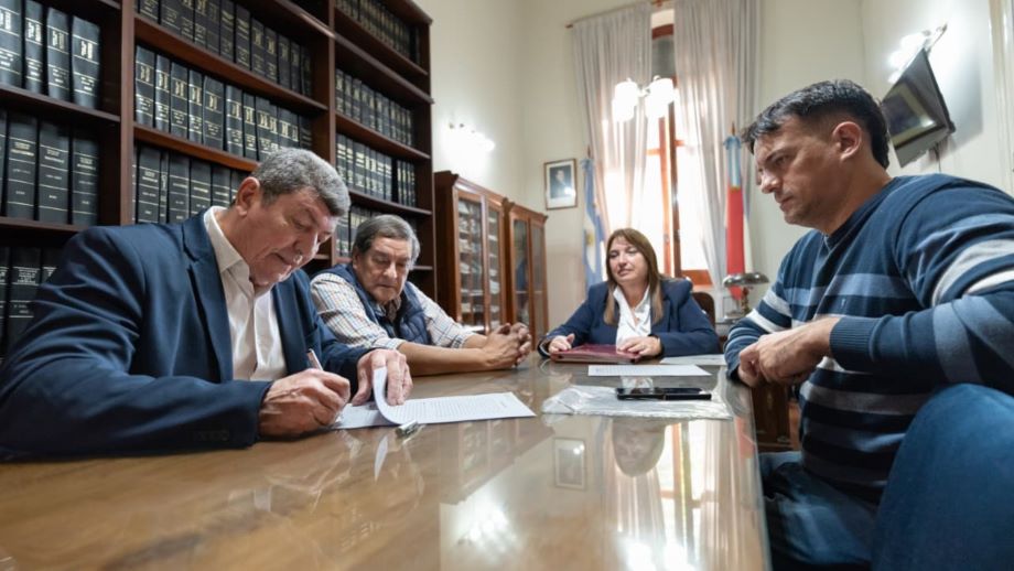Nogoyá da un paso clave hacia el acceso a la vivienda: construirán 19 hogares con financiamiento provincial