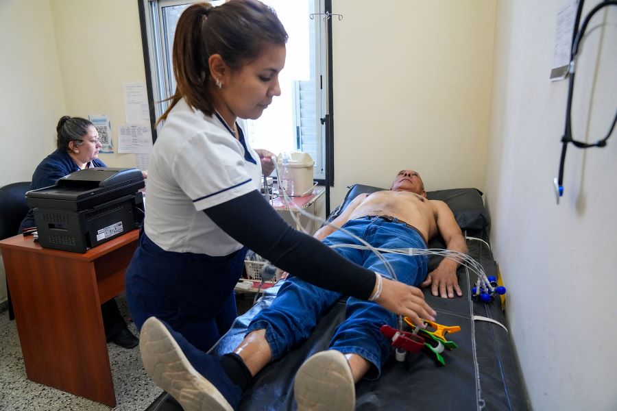 Salud insta a fortalecer los controles preventivos para personas mayores de 60 años