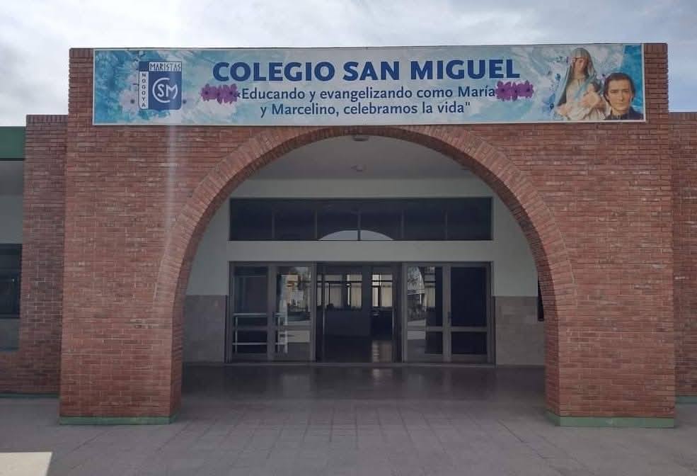 Casos de infección viral en el Colegio San Miguel: Salud llevó tranquilidad a las familias y explicó las medidas adoptadas